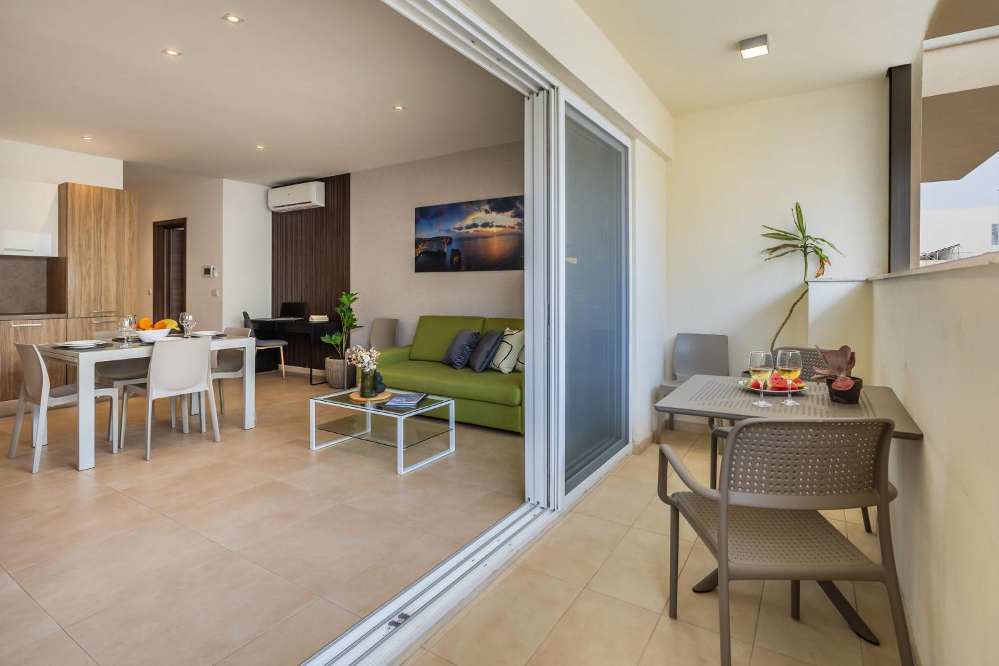 Fl 4 Thelodge-Charming City Retreat By Homely Mellieħa Eksteriør billede